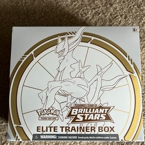 Pokemon Sword & Shield Brilliant Stars Elite Trainer Box